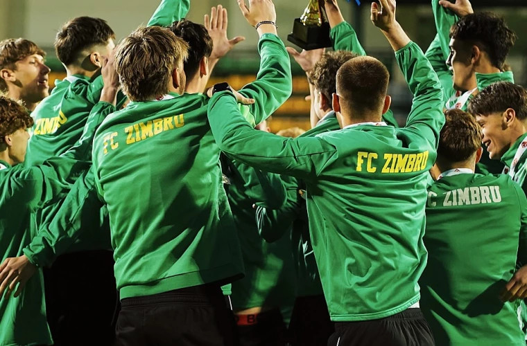 Зимбру подписал нигерийского полузащитника Пола Эммануэля на три года