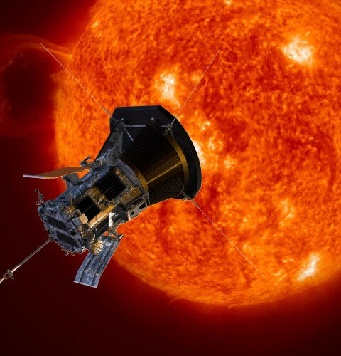 Зонд NASA запечатлел рекордно близкие фотографии Солнца во время полета