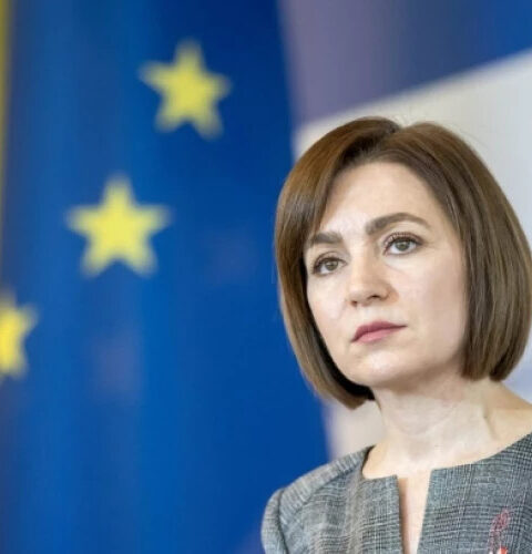 Администрация президента опровергла фейк о планах Майи Санду отправить добровольцев в Украину