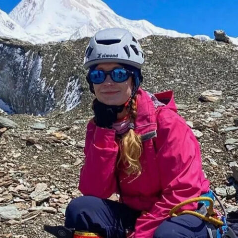 Альпинистка Наталья Наговицына погибла на пике Победы в Кыргызстане после 11 дней борьбы за выживание