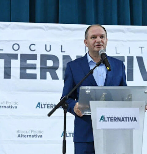 Блок "Альтернатива" стартовал предвыборную кампанию к парламентским выборам 28 сентября