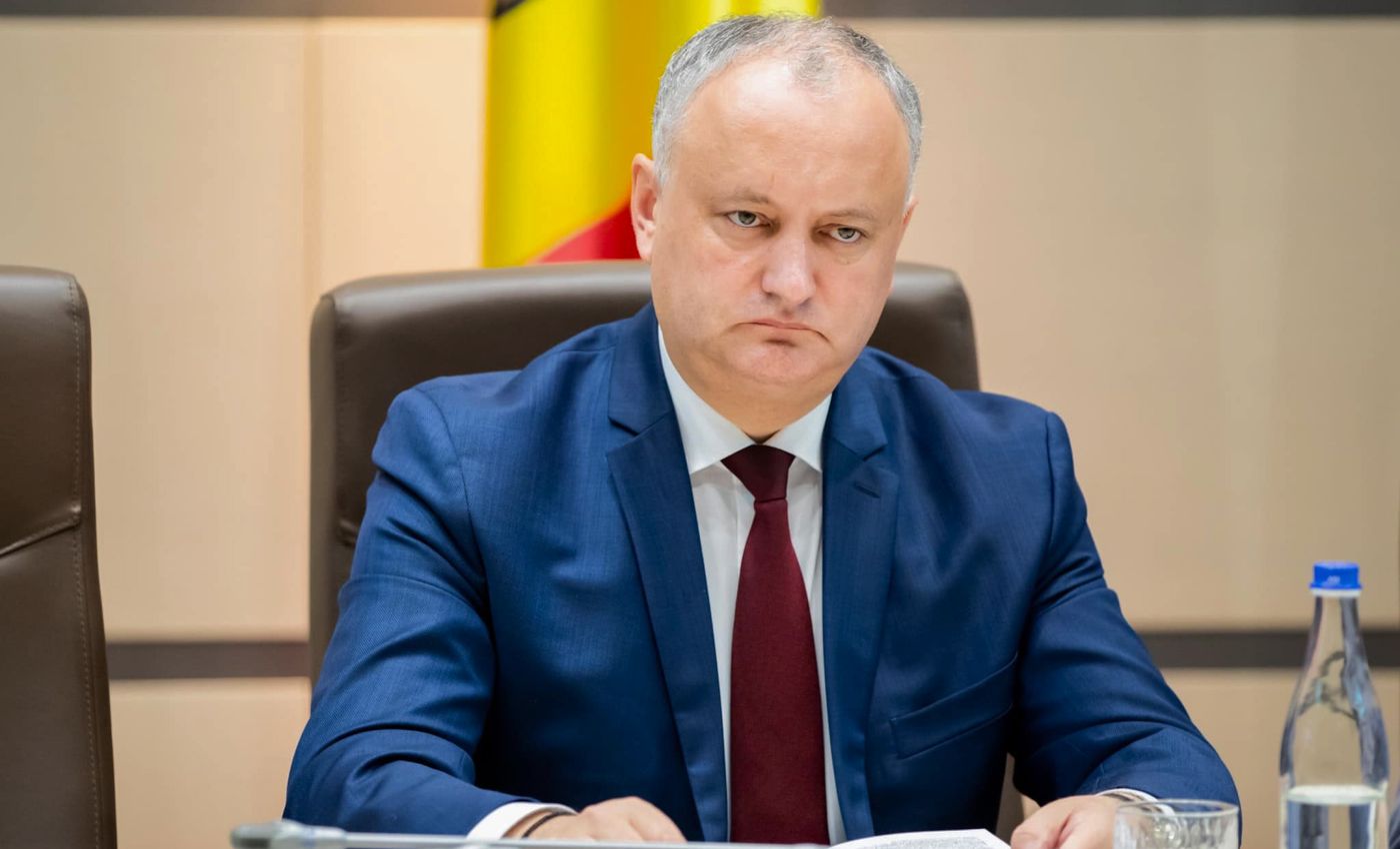 Додон под следствием и на орбите Москвы: Молдова перед выборами