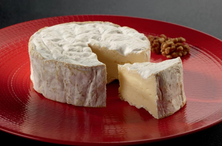 Два человека погибли от листериоза после употребления сыра во Франции