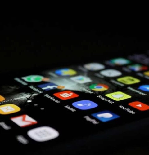 Google вводит новую систему регистрации приложений от разработчиков для Android с 2026 года