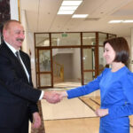 Ильхам Алиев поздравил Майю Санду с Днём независимости Молдовы