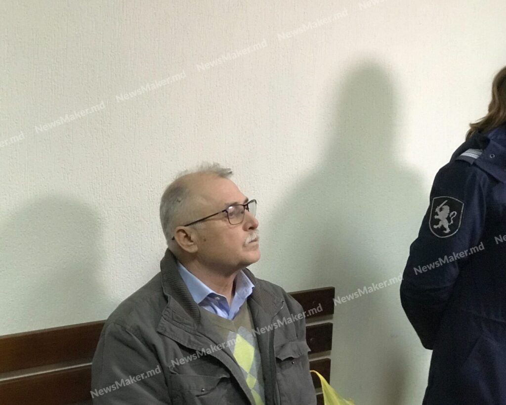 Ион Крянгэ, обвиняемый в госизмене, освобождён от электронного браслета, заседание суда перенесено