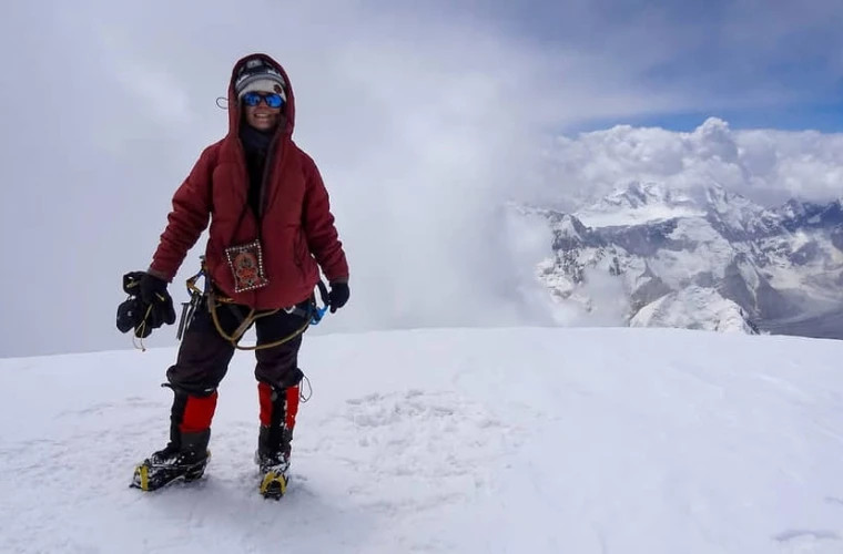 МЧС Киргизии объявило о гибели альпинистки из России Натальи Наговициной на пике Победы