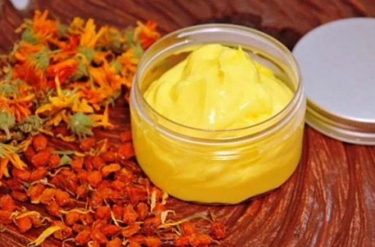 Омолаживающий крем, о котором говорит 57-летняя женщина, помог ей выглядеть на 30 лет младше