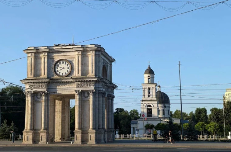 Правительство проведёт выставку на ПВНС, несмотря на протесты Илана Шора