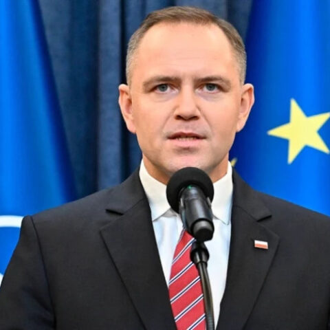 Президент Польши отклонил закон о выплатах украинским гражданам