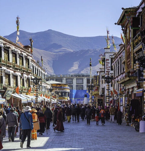 Сицзанский автономный район подводит итоги развития за 60 лет, демонстрируя экономический рост