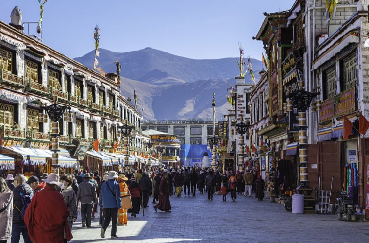 Сицзанский автономный район подводит итоги развития за 60 лет, демонстрируя экономический рост