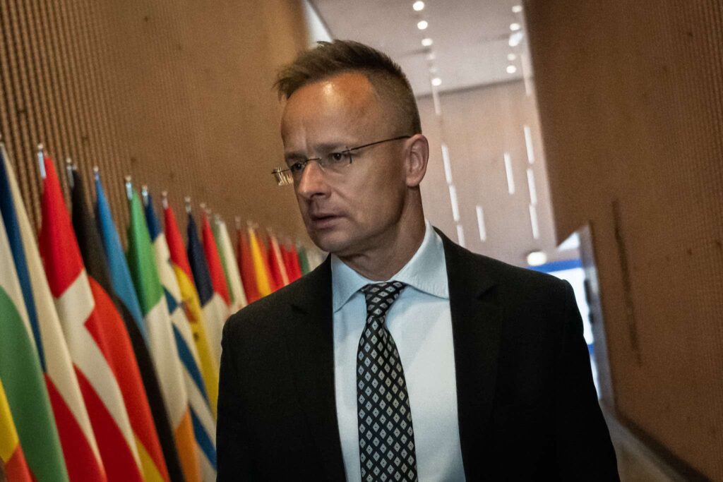 Сийярто обвинил Украину в отказе расследовать смерть военнослужащего из Закарпатья
