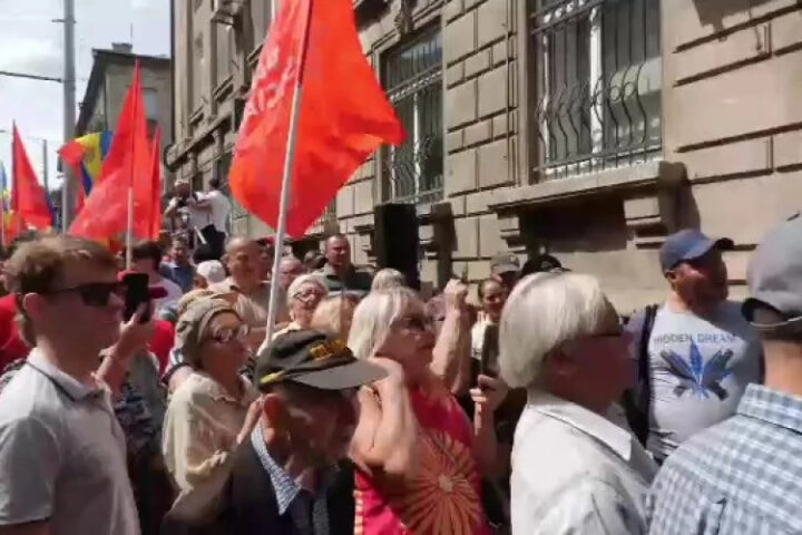 Социалисты протестуют у ЦИК против уменьшения избирательных участков для приднестровцев