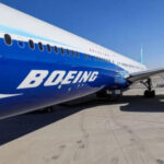 Стюардессы Alaska Airlines подали иск против Boeing из-за инцидента с дверью самолета