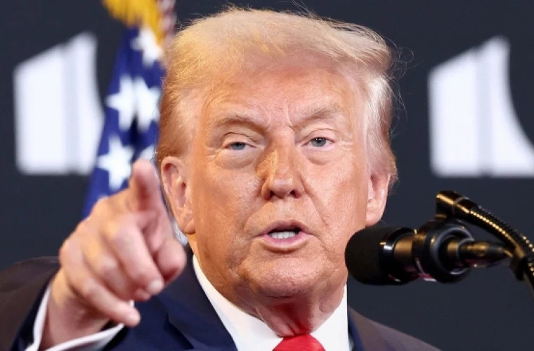 Трамп предупредил Россию о последствиях за отказ от перемирия на переговорах