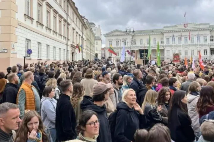 Тысячи людей выйдут в Вильнюсе против новой правящей коалиции