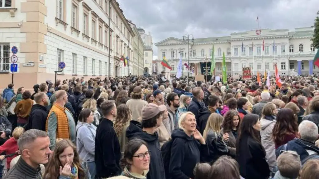 Тысячи людей выйдут в Вильнюсе против новой правящей коалиции
