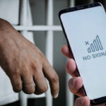 В Молдове заключенным в тюрьмах ограничат доступ к мобильным телефонам и интернету