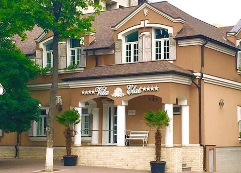 Скандал вокруг отеля Villa Elat в Кишиневе: жалобы гостей на пыль, грязь и игнорирование претензий