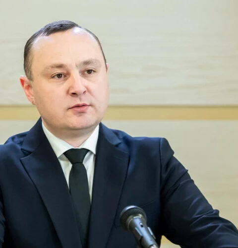 Влад Батрынча обратил внимание дипломатов на уменьшение числа избирательных участков в Приднестровье перед выборами 2025 года