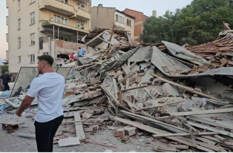 Землетрясение магнитудой 6,1 произошло в западной части Турции