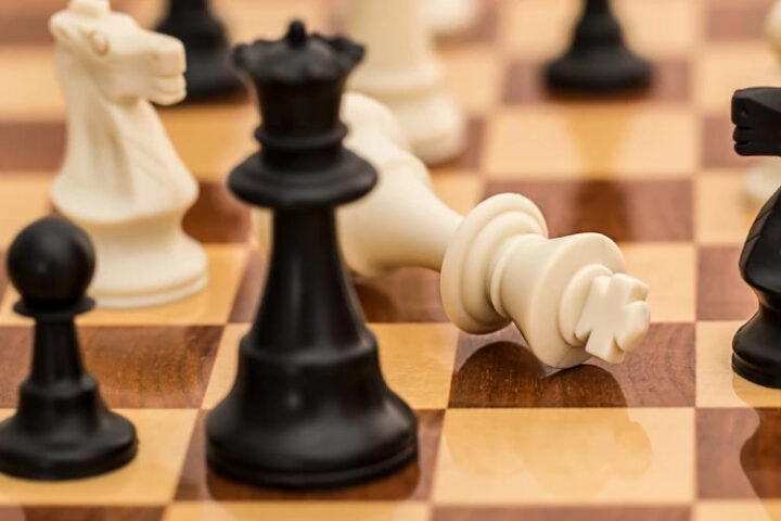 Бесплатные курсы шахмат для детей проходят в кишинёвской библиотеке имени Иона Крянгэ