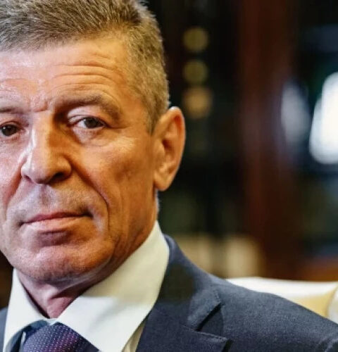 Дмитрий Козак уходит в отставку с поста замглавы администрации президента России