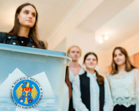 Экономист: молодежь необходимо активнее привлекать к участию в выборах