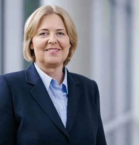 Германия усиливает контроль за безработными после обвинений в мошенничестве и нелегальной работе