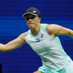 Ига Швёнтек прошла в четвертьфинал US Open, обыграв Екатерину Александрову