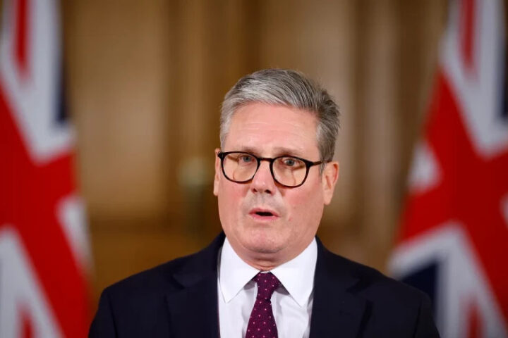 Кир Стармер стал самым непопулярным премьером Великобритании с одобрением 13% граждан