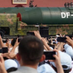 Китай представил межконтинентальную ракету DF-5C, способную поражать любые цели на Земле