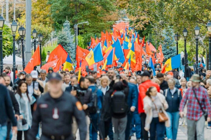 Марш Патриотического блока в Кишинёве призывает к свободным и честным выборам