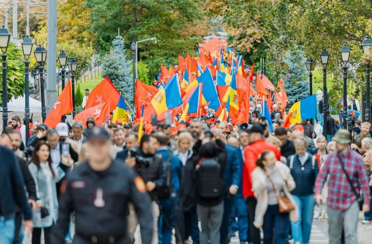 Марш Патриотического блока в Кишинёве призывает к свободным и честным выборам