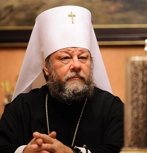 Митрополит Владимир призвал духовенство не участвовать в политике и избирательной кампании