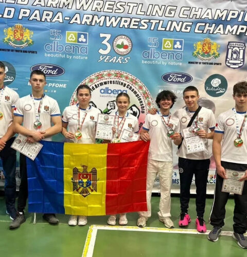 Молдова демонстрирует спортивные успехи: юниоры завоевали медали на чемпионате мира по армрестлингу в Албене