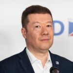 Окамура требует пересмотра вида на жительство украинцев