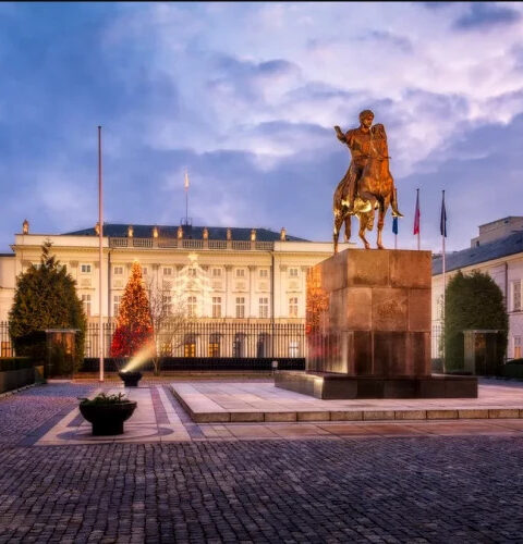 Польша намерена депортировать украинца за нарушение воздушного пространства над дворцом Бельведер