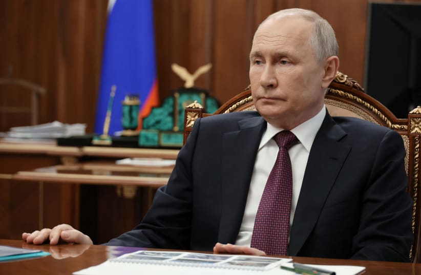 Путин освободил граждан Молдовы и трех стран от подтверждения знания русского языка