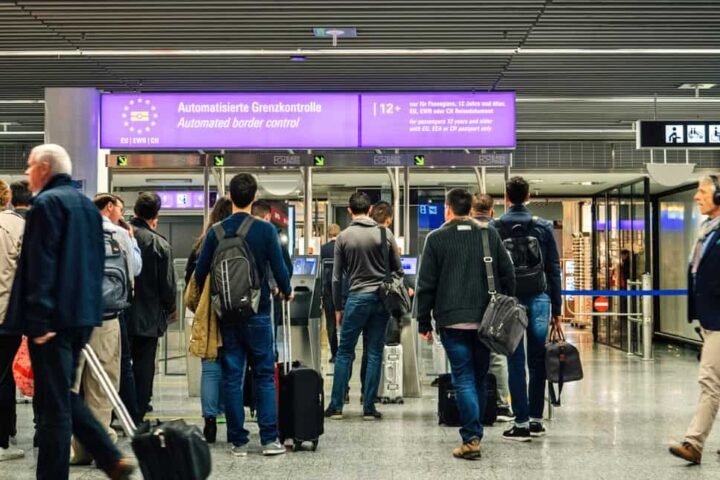 Румыния и страны ЕС с 12 октября введут новую систему пограничного контроля для граждан Молдовы