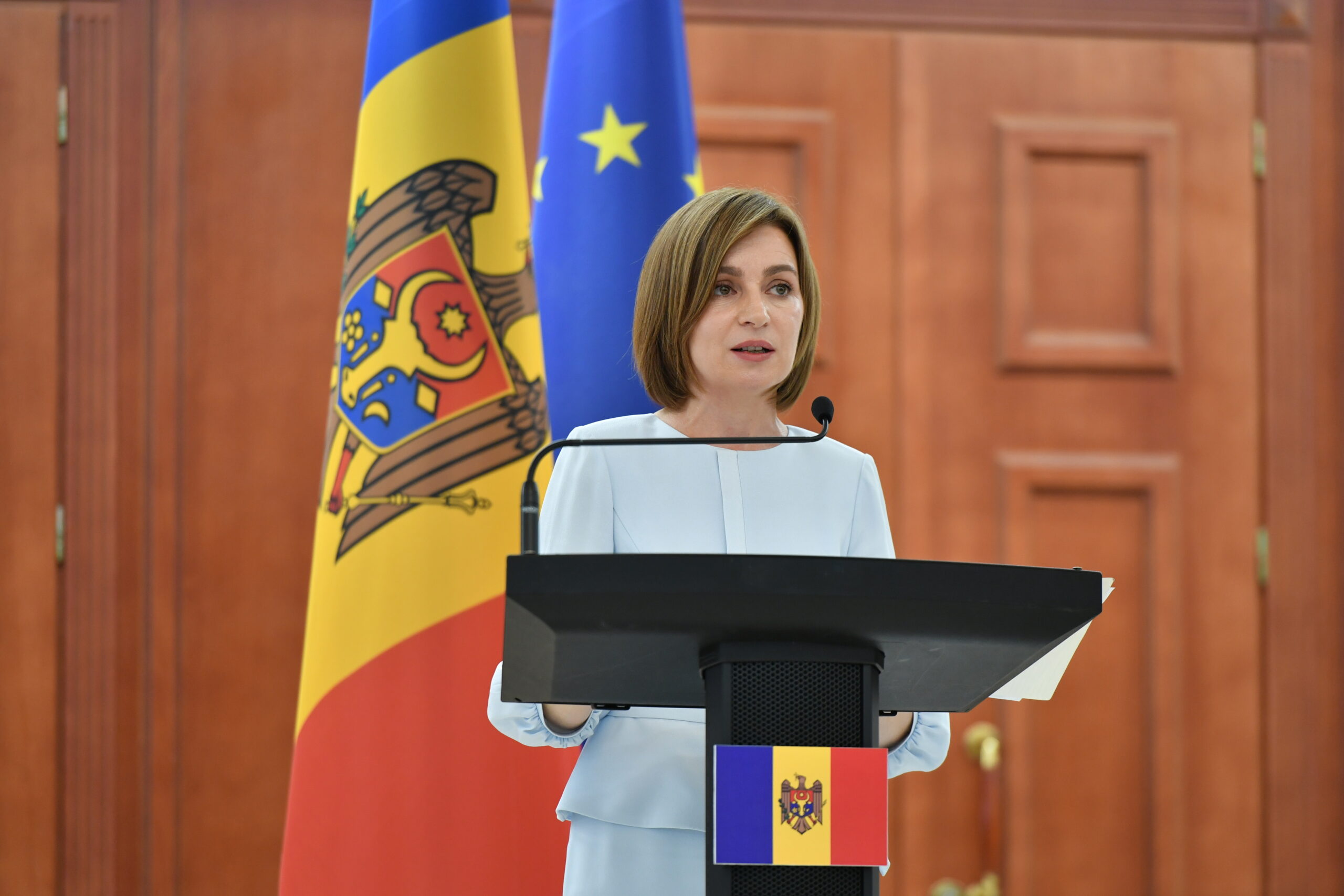 Санду осудила российский удар по Киеву и поддержала Украину в борьбе с террором