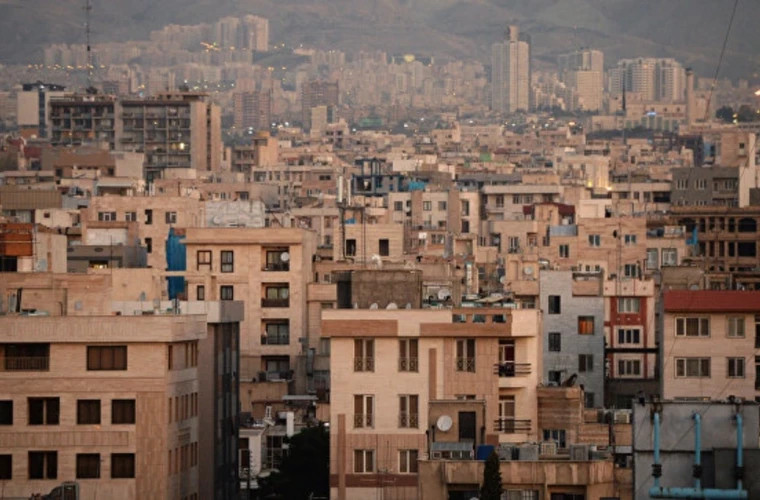 Серия землетрясений потрясла иранский город Ассалуйе в ночь на сегодня