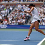 Швёнтек впервые проиграла сет Александровой в финале турнира WTA в Сеуле