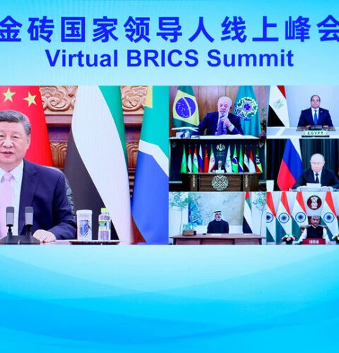 Си Цзиньпин выступил на онлайн-саммите БРИКС под председательством Лулы