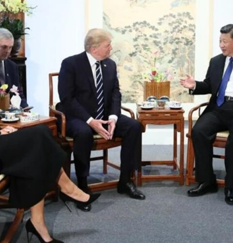 Трамп объявил о встрече с Си Цзиньпином в Южной Корее и визите в Китай в 2026 году