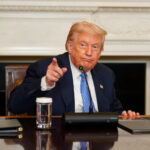 Трамп требует от Microsoft уволить Лизу Монако, называя её угрозой национальной безопасности США