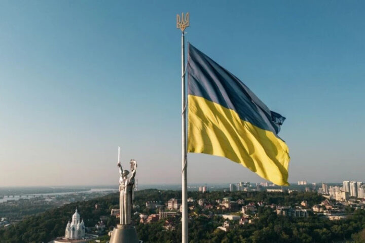 Украина вводит санкции против 11 молдавских политиков и активистов