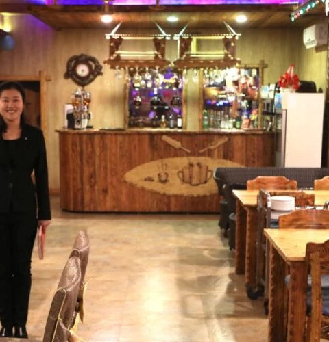 В Москве открылся первый северокорейский ресторан «Пхеньян»: для входа требуется паспорт