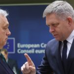 Венгрия и Словакия угрожают блокировать продление санкций ЕС против России